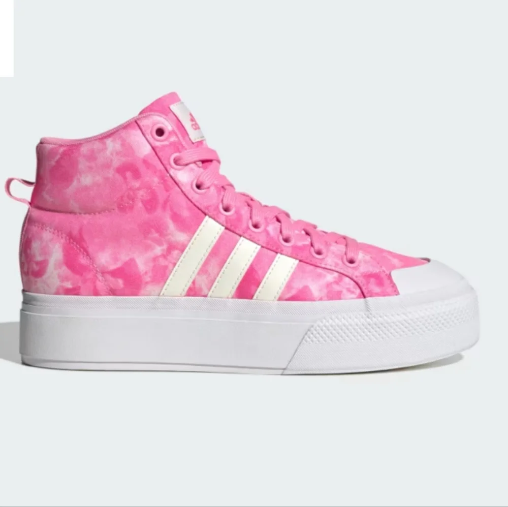 NIB ADIDAS Platform Mid Top Sneakers